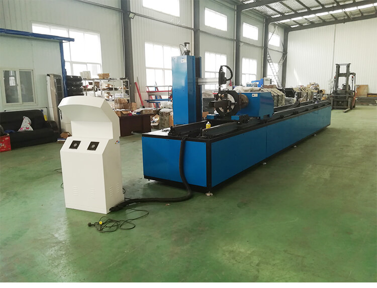 CNC أنبوب البلازما آلة قطع آلة قطع الأنابيب