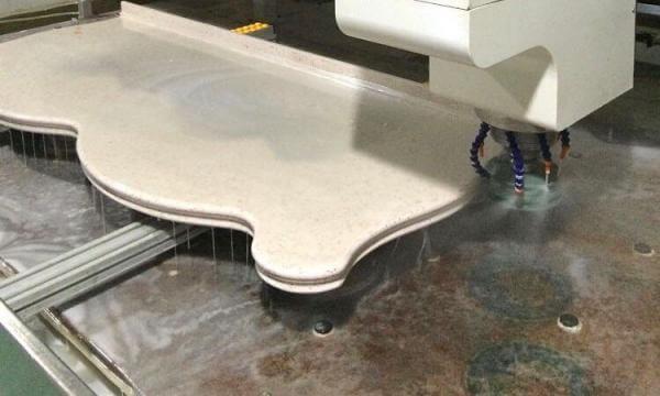 جهاز التوجيه باستخدام الحاسب الآلي 5 محاور