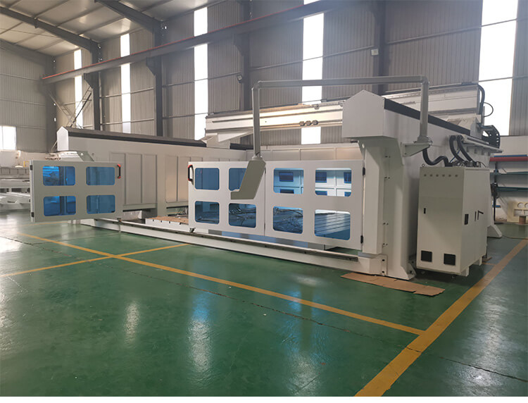 Gantry Moving 5 Axis CNC Router