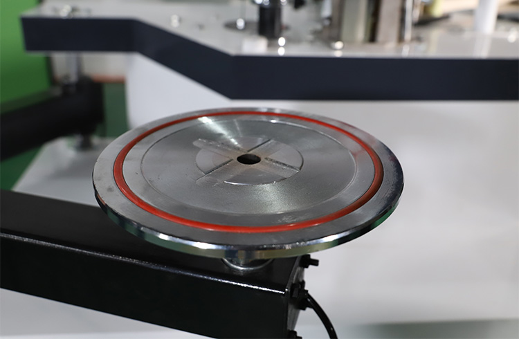 ميني حافة النطاقات آلة