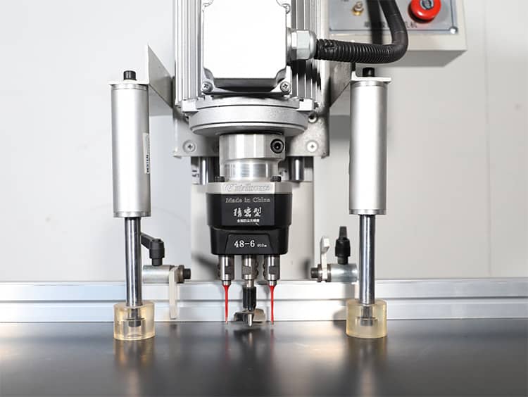 المطبخ المفصلي الحفر