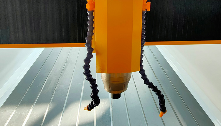 آلة نحت الحجر مع مغزل واحد