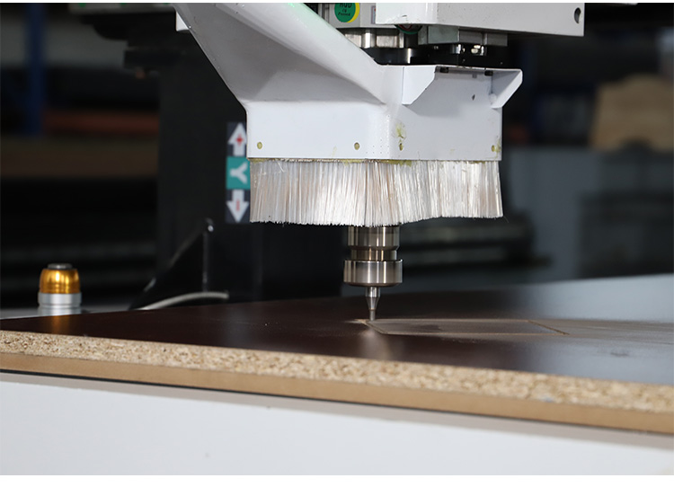 4 محور جهاز التوجيه CNC