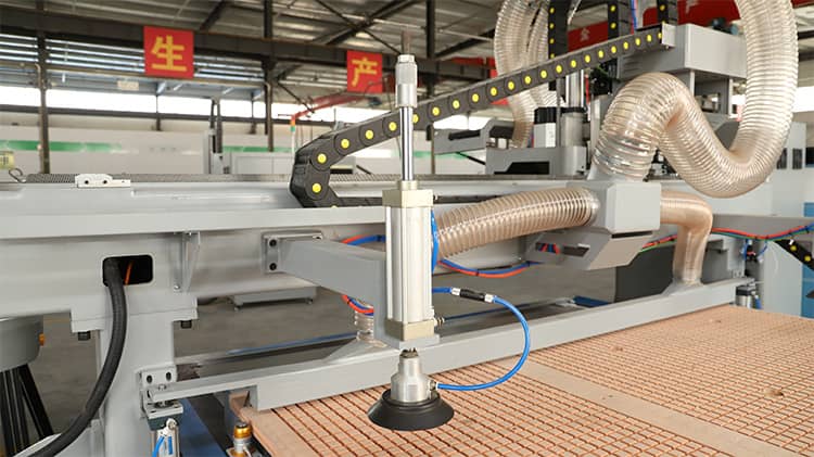 ماكينات مطبخ مجلس الوزراء