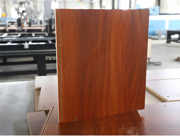 معدات تصنيع مجلس الوزراء