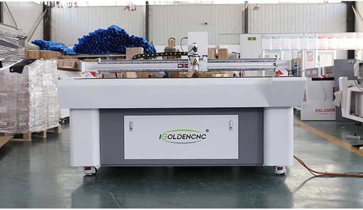 آلة قطع النسيج