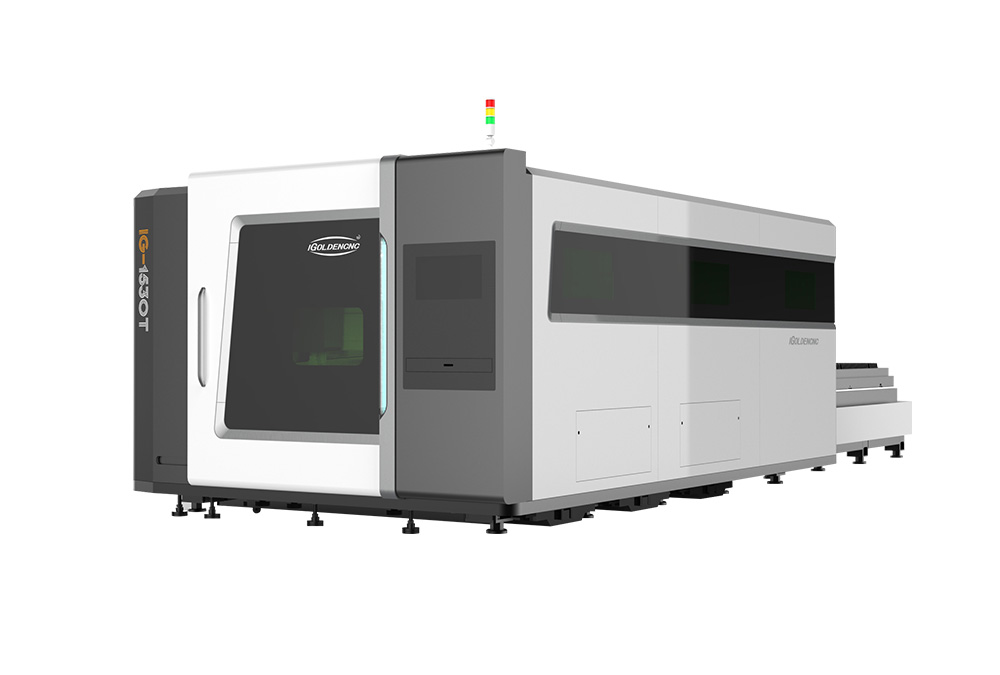 آلة قطع الألياف