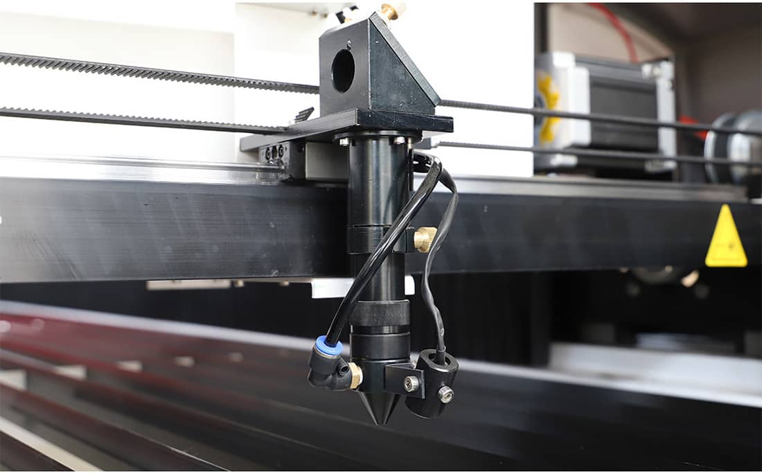 رأس الليزر الصناعي