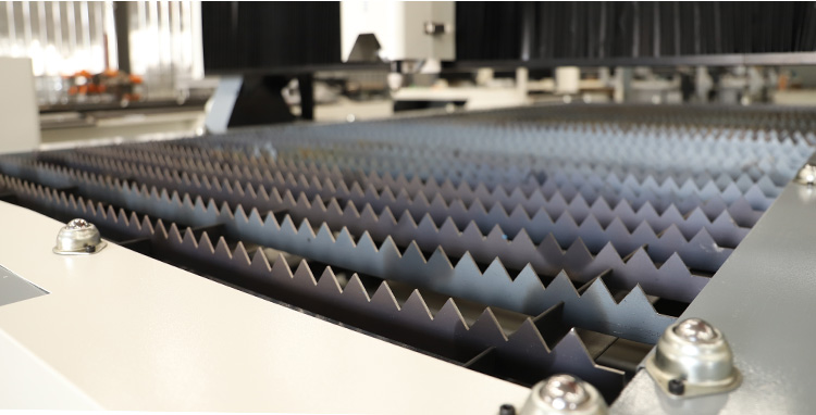 تكلفة آلة قطع البلازما CNC