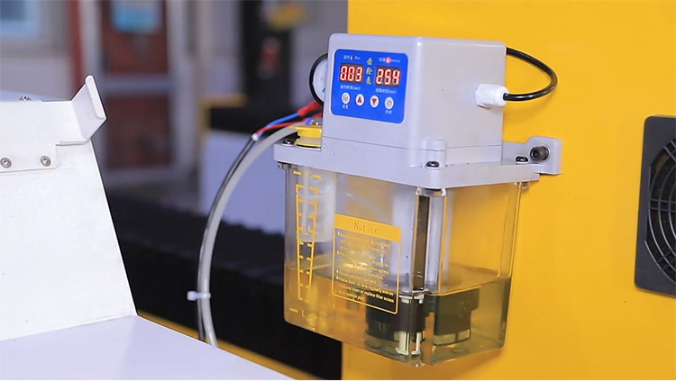 سعر آلة نقش الحجر CNC