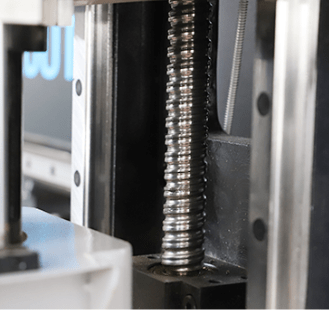 محرك دفع المسمار