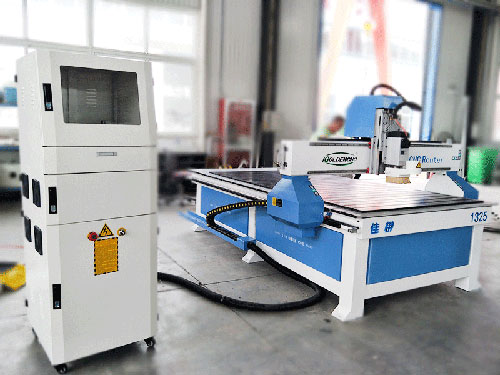 آلة النجارة